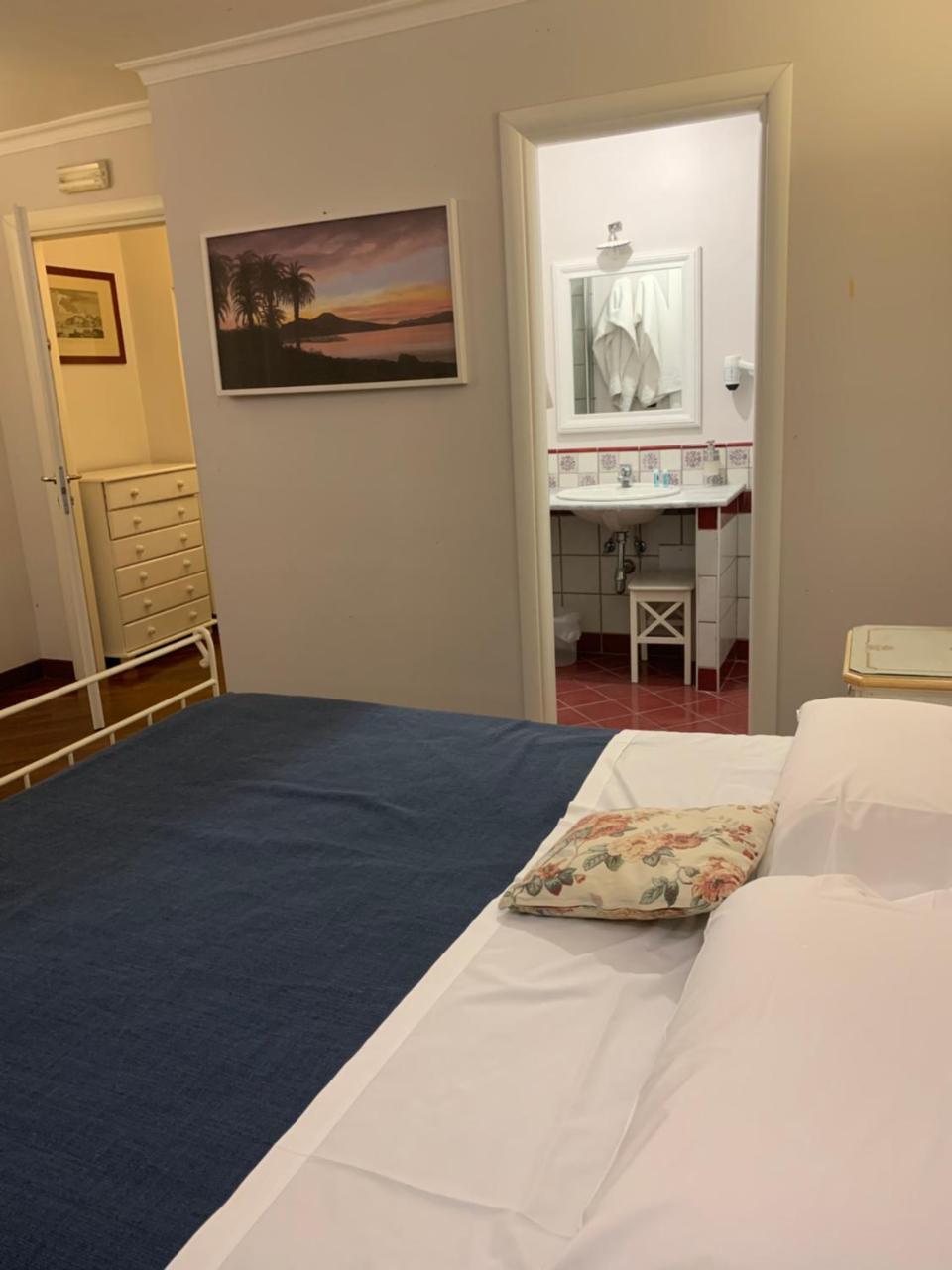 Dimora Caracciolo Hotel Napoli Ngoại thất bức ảnh